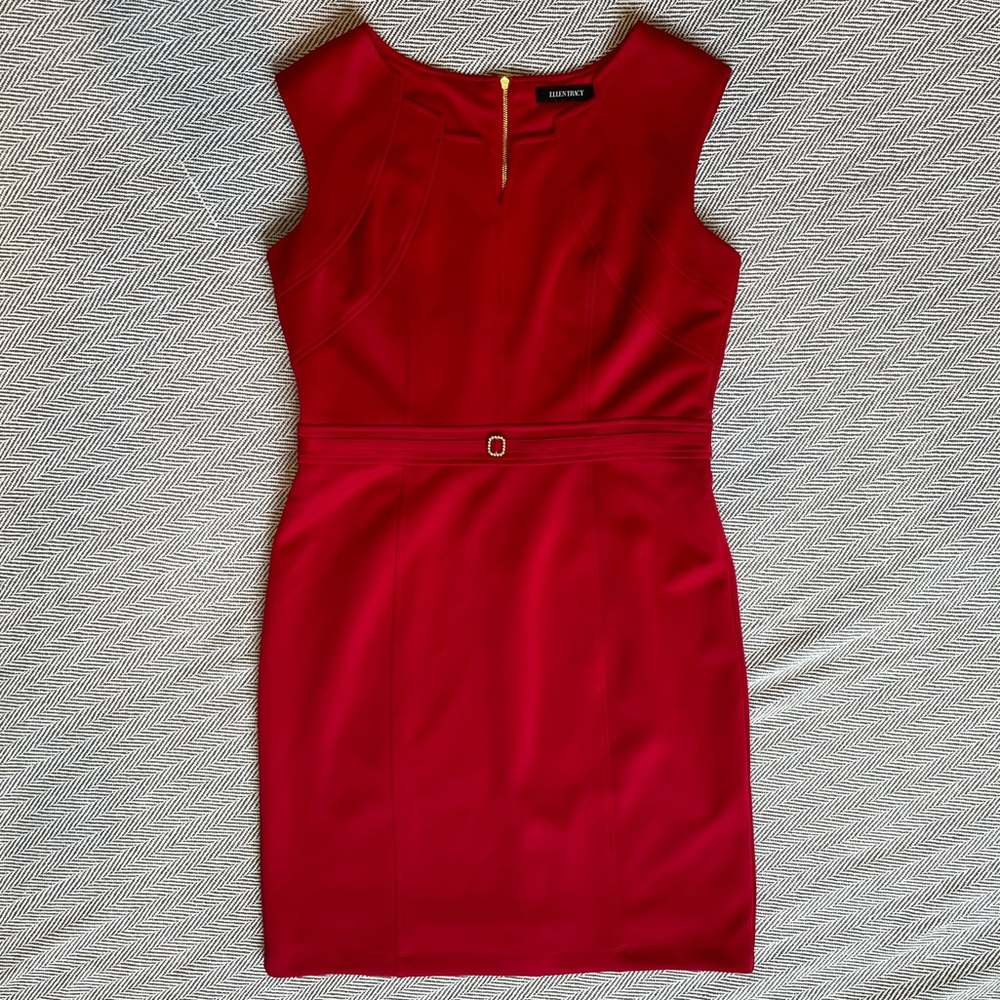 Ellen Tracy Vibrant Red Sheath Dress